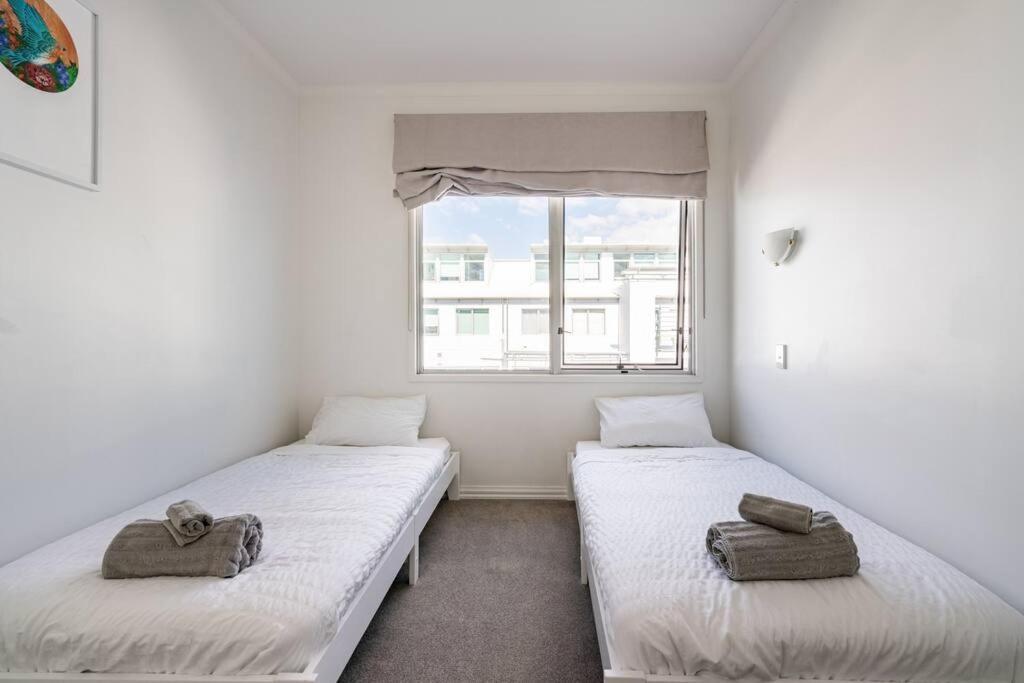 Spacious Penthouse With Spectacular Harbour Views! 오클랜드 외부 사진