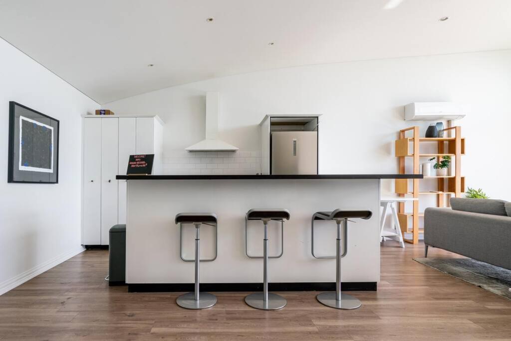 Spacious Penthouse With Spectacular Harbour Views! 오클랜드 외부 사진